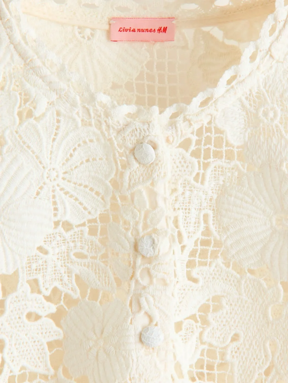 LIVIA NUNES H&M BOW-FRONT LACE TOP🤍